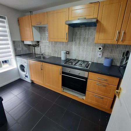 Two Bedroom Luxury House Thamesmead  Exteriér fotografie